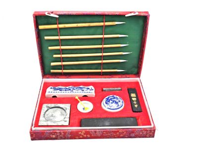 Coffret calligraphie chinoise 7 pinceaux – Milieu de gamme Coffret calligraphie chinoise 7 pinceaux – Milieu de gamme