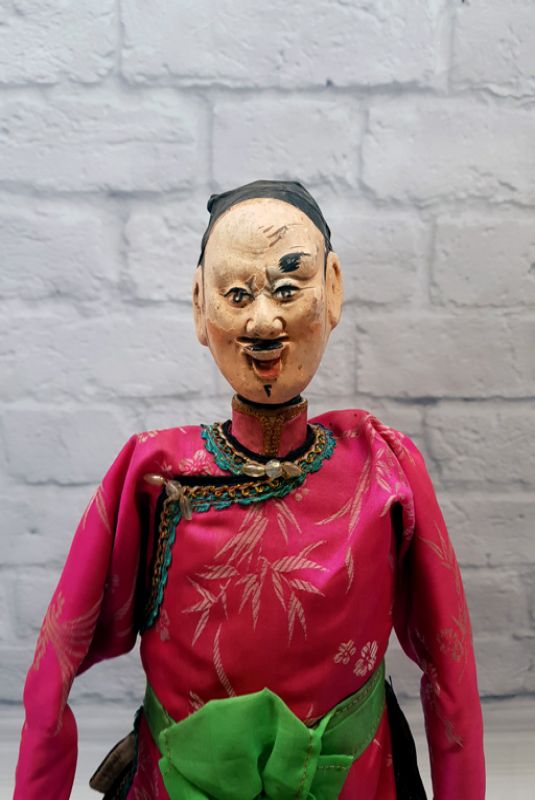 Alte chinesische Theater-Marionette - Fujian-Provinz - Mann / Rosa und Grünes Seidenkostüm 3