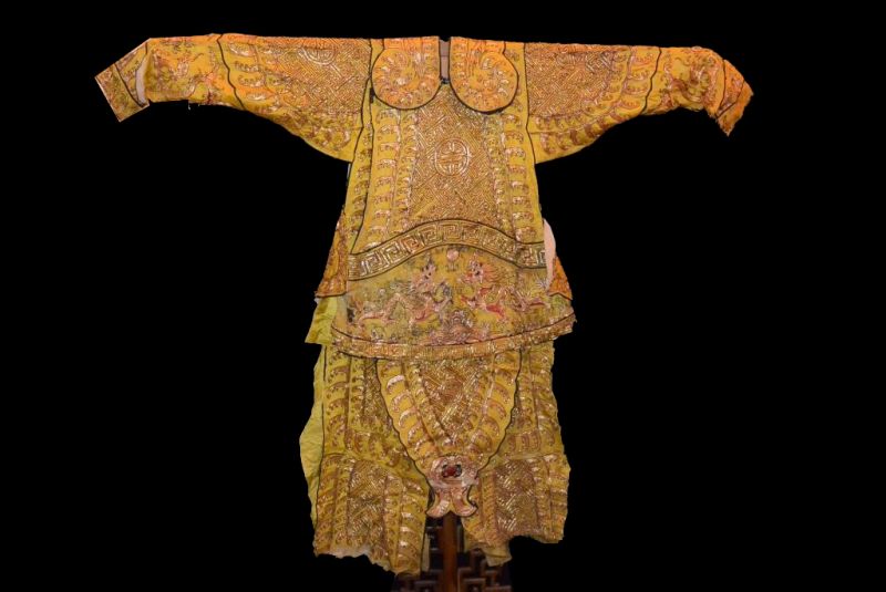 Ancient Chinese Theater Costume Yellow and Gold 2