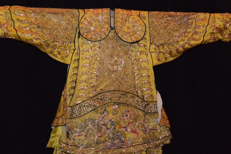 Ancient Chinese Theater Costume Yellow and Gold 3