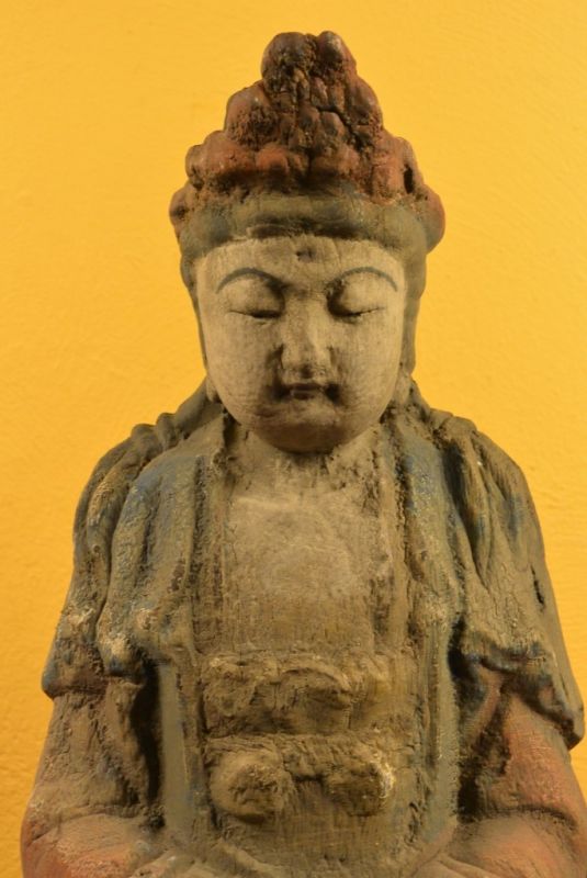 Asiatische Holzstatue Bodhisattva 2