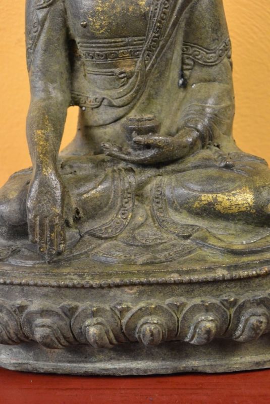 Bronze Statue Burmese Buddha 3