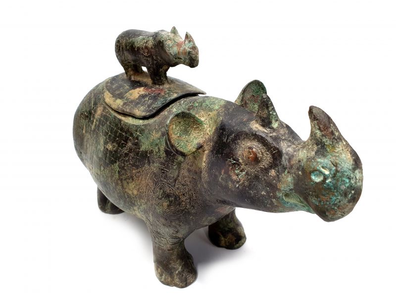 Bronze Statue Nashorn 2