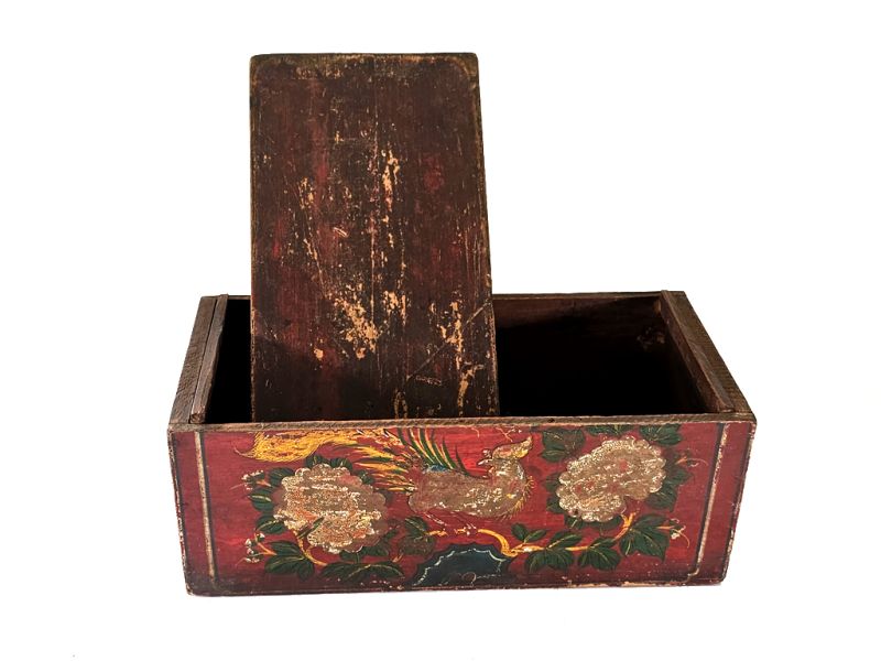 Chinese Antique - Red Wooden Chest with Painted Birds and Flowers 4