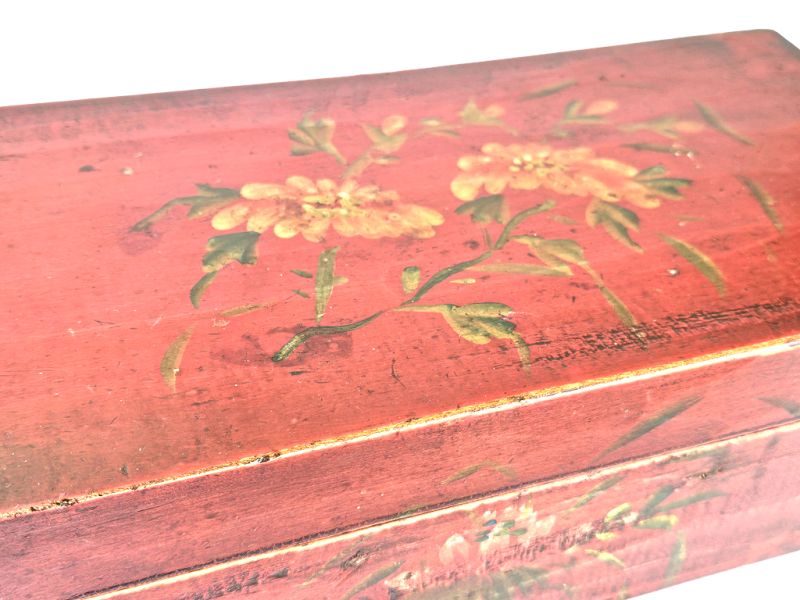 Chinese Antique - Red Wooden Chest with Painted Flowers 3