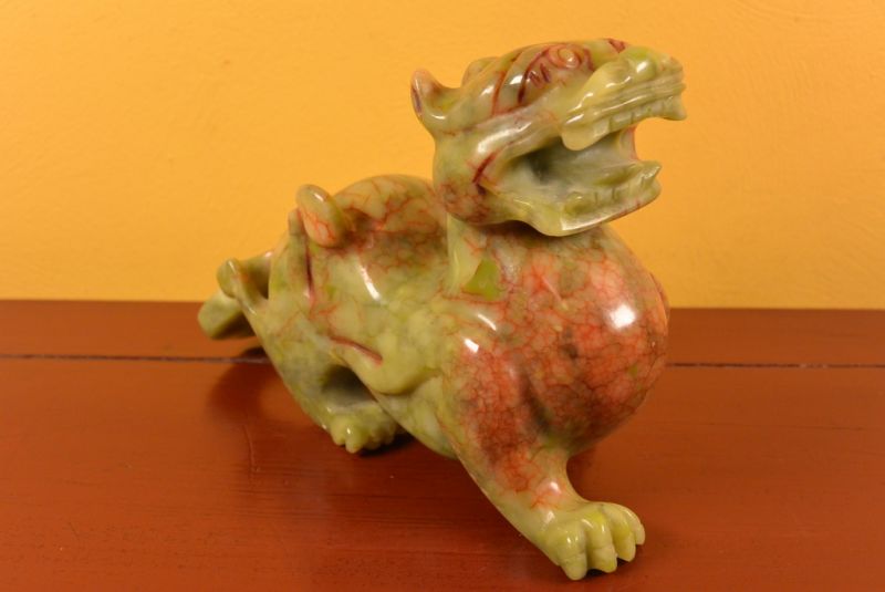 Chinesische Jade Pixiu Grün und Rot 2