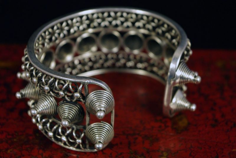 Ethnische Armbänder Spikes 5