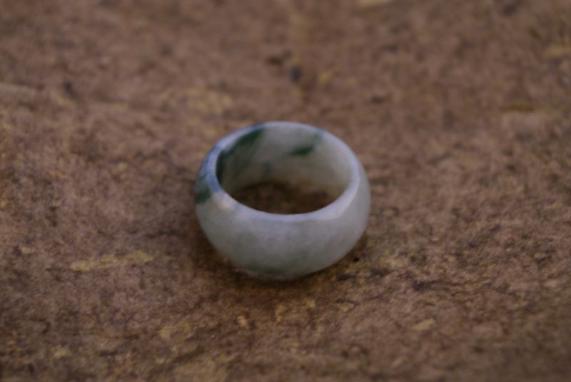 Grün und Weisser Jade Ringe 3