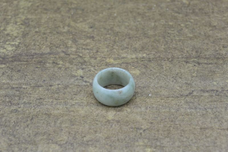 Jade Ring Hellgrün Größe 18,5 2