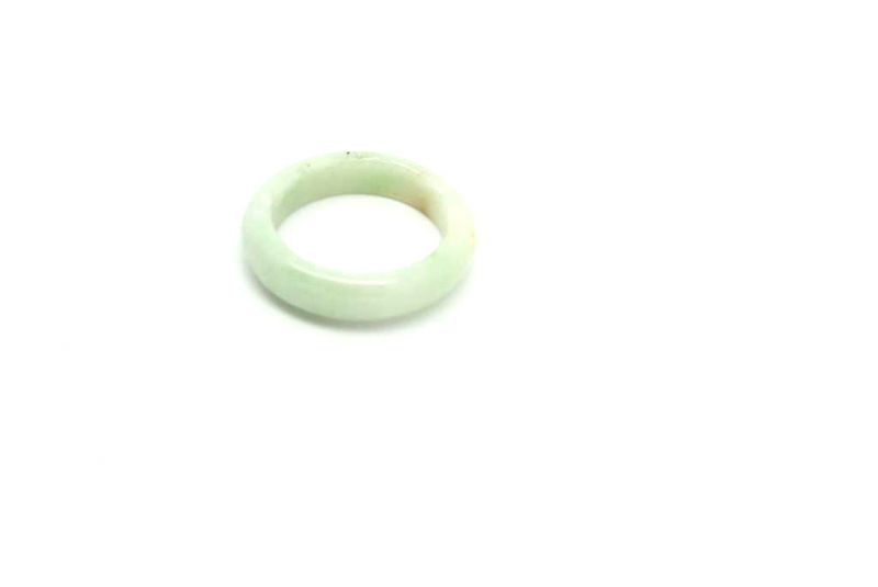 Jade Ring Weißer Größe 20,25 3