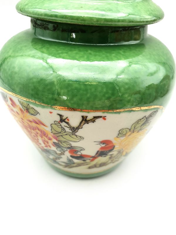 Kleine Chinesische Vase Porzellan - Farbig - Grün - Landschaft von China - Vögel 3