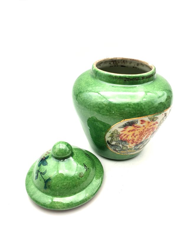 Kleine Chinesische Vase Porzellan - Farbig - Grün - Landschaft von China - Vögel 4