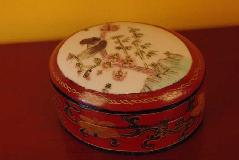 Lackierte Asiatische Boxen 5