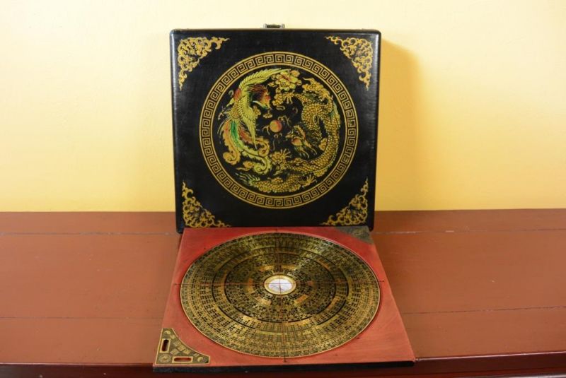 Large Feng Shui Compass - Black Dragon and Phoenix 1