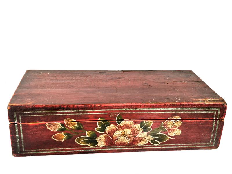 Old Chinese wooden chest - Red - Flowers 1