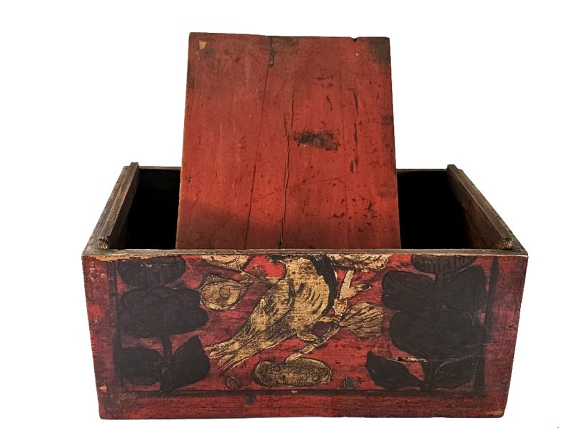 Old Red Wooden Chest - Traditional Chinese Birds and Flowers 4