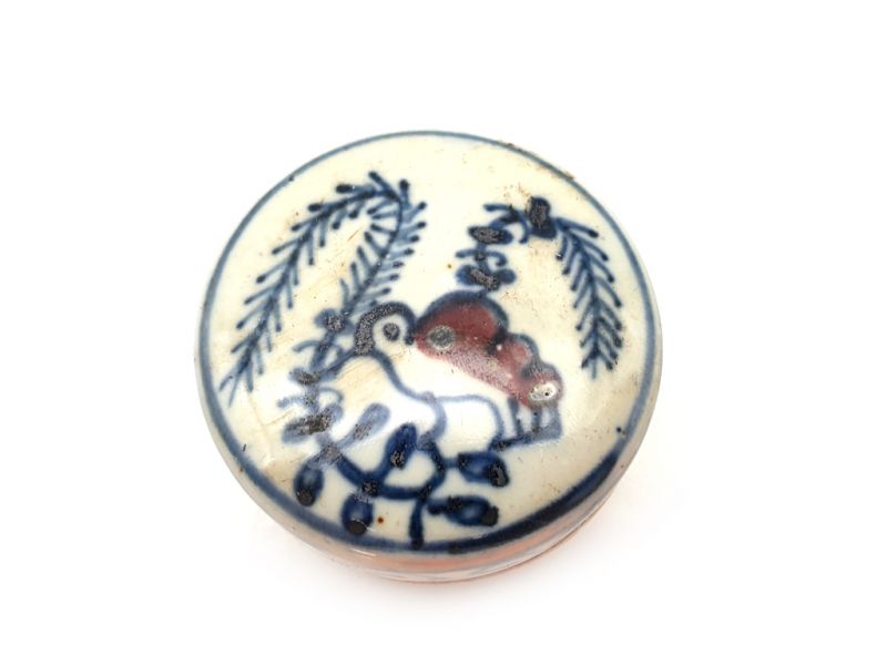 Small Chinese porcelain box - Bird 2