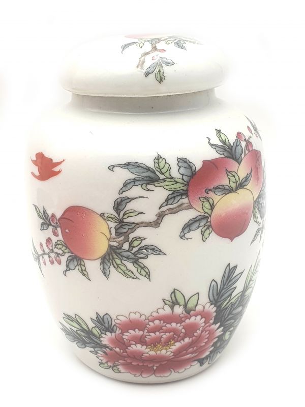 Small Chinese Porcelain Colored Potiche - Flowers and fruits 1