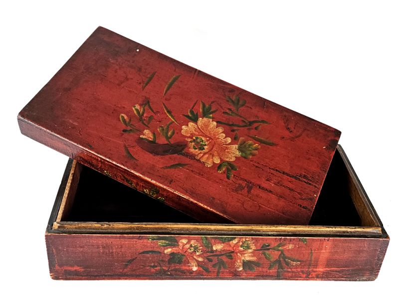 Traditional Chinese Red Wooden Chest - Painted Flowers 5