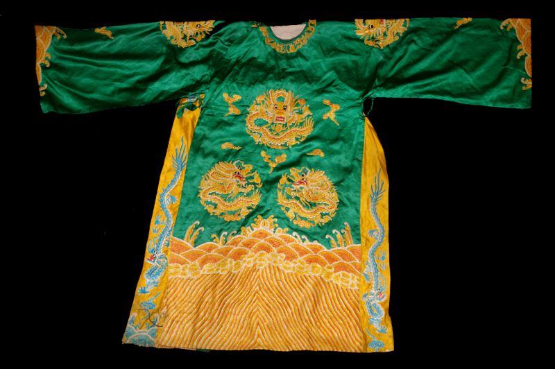 Traditional Chinese Theater Costume (age 10 years) - Green and gold 1