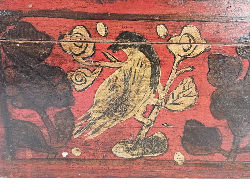 Traditional Red Wooden Chest - Birds and Flowers of the Dynasty 2