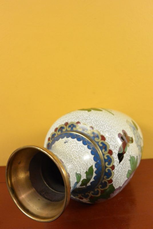 Vase in Cloisonné Weiss Blumen 4