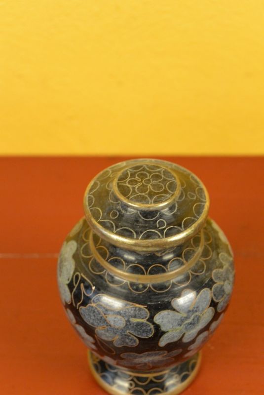 Vase oder Gefäß in Cloisonné Schwarz Blumen 3