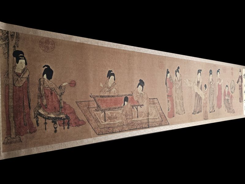 Very Large Chinese Kakemono Painting Lady With Servants (or Lady With Fan - Zhou Fang 1