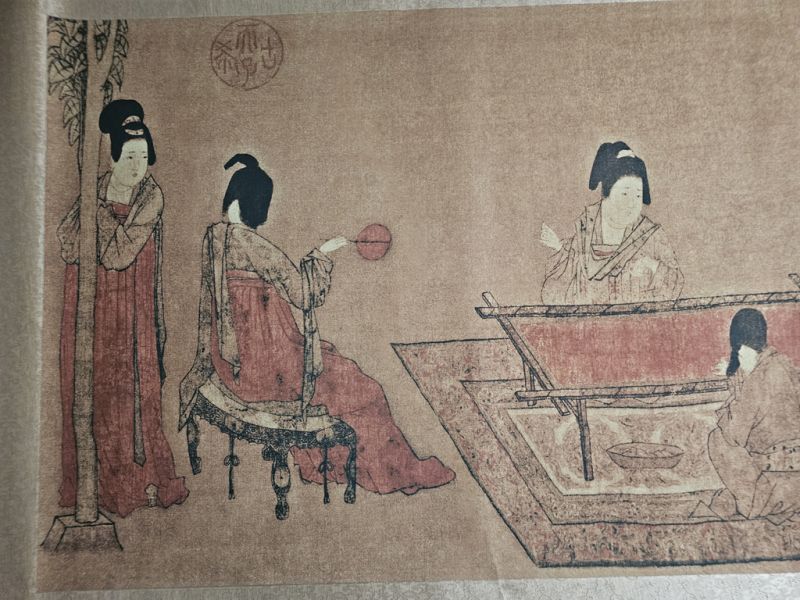 Very Large Chinese Kakemono Painting Lady With Servants (or Lady With Fan - Zhou Fang 2