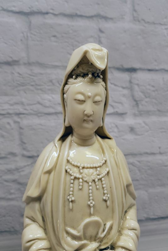 Weiße chinesische Statue - Porzellan Dehua - Göttin GuanYin 2